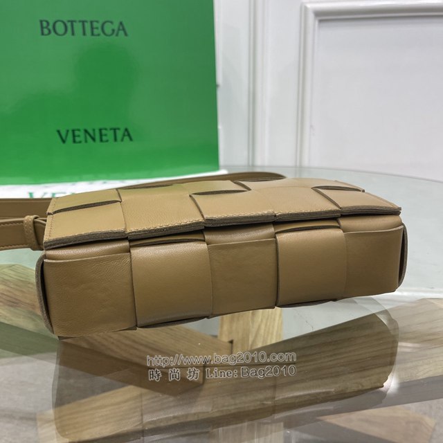 Bottega veneta高端女包 KF0017 寶緹嘉Cassette肩背女包 BV新款放大編織斜挎包  gxz1381